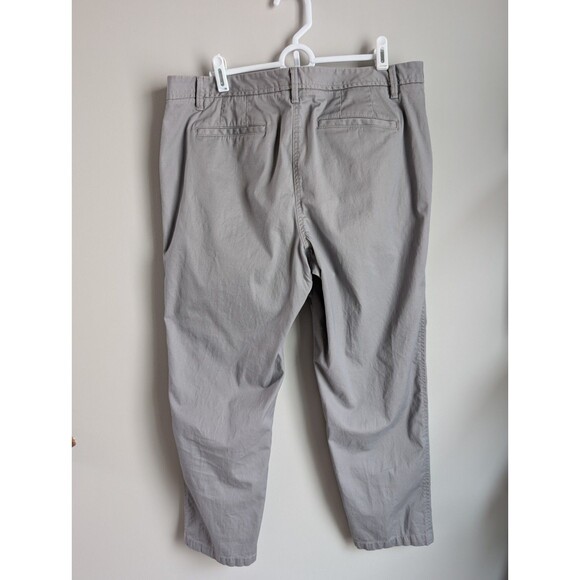 Talbots Pants Gray Relaxed Chino Straight Leg Mid-Rise Flat Front Size 12P - Picture 8 of 8